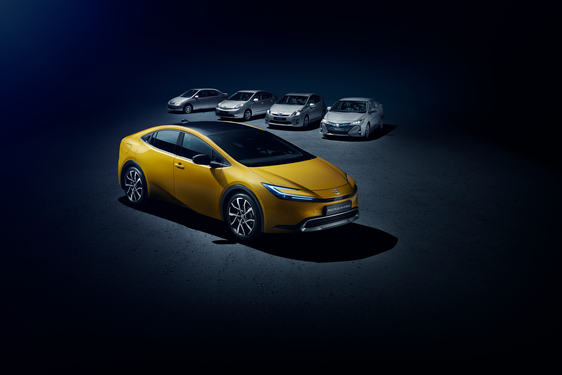Toyota Prius w Polsce od 20 lat. Tak zaczęła się rewolucja